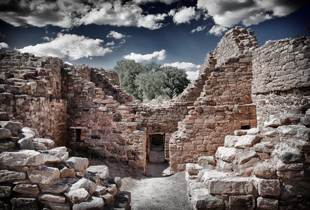 Aztec-Ruins-doorway-3.jpg